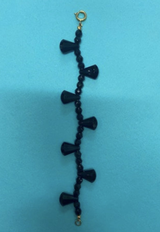 Vintage 1980's Black Glass Bead Bracelet