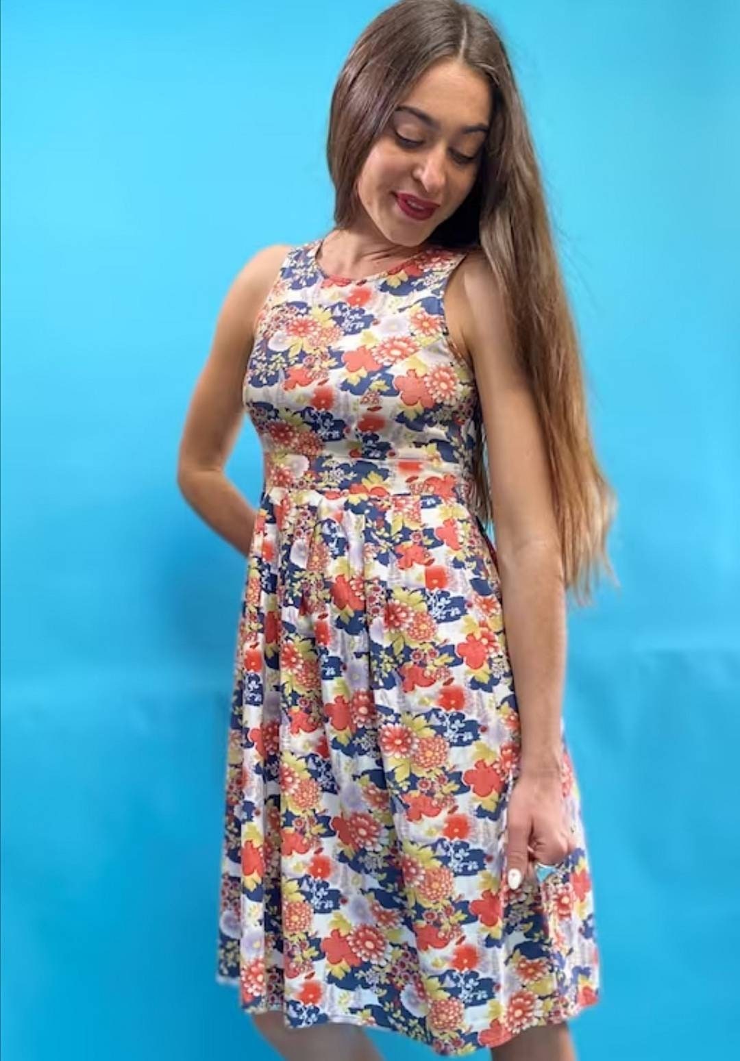 Vintage Sleeveless Japanese Style Floral Printed Dress.