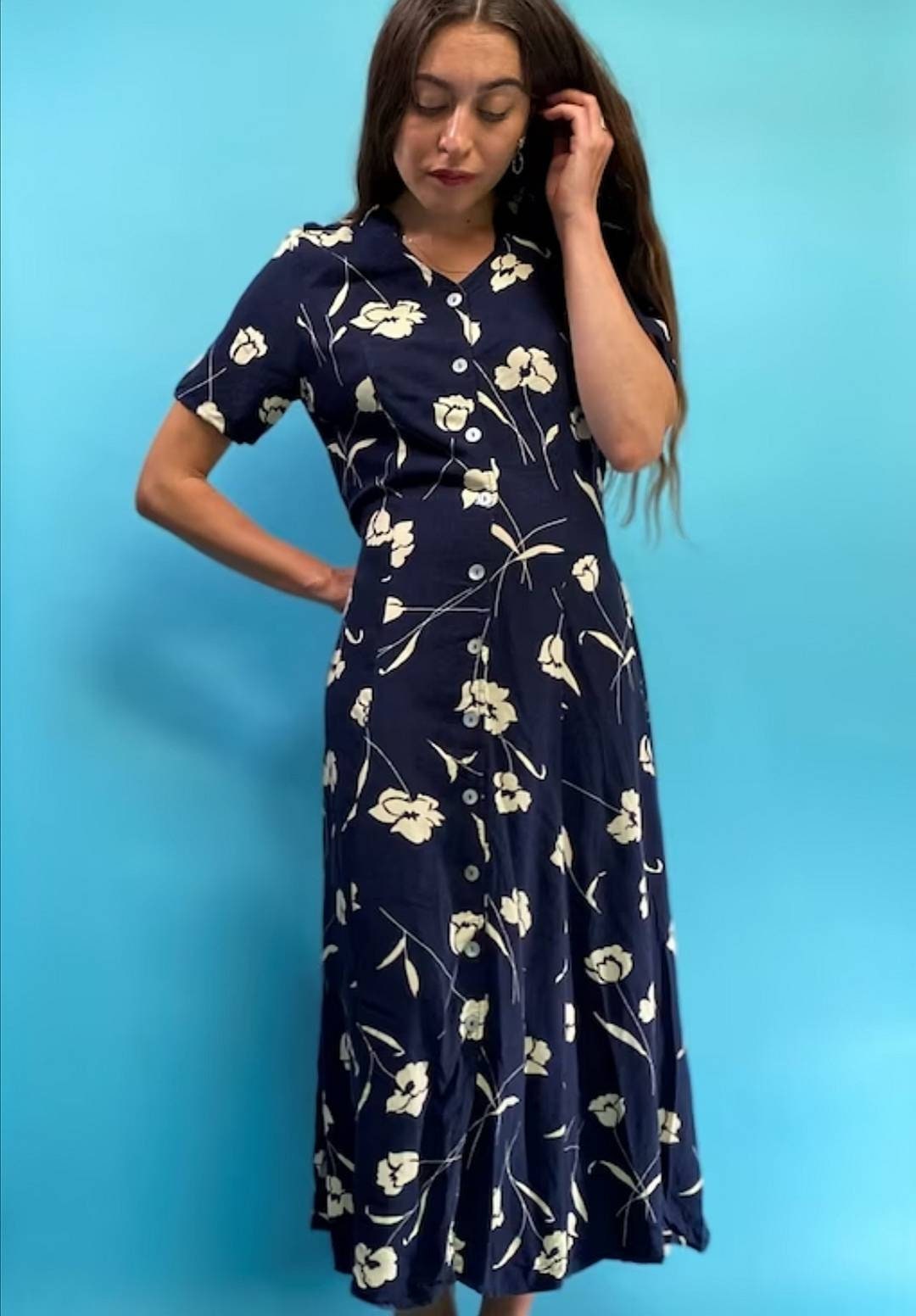 Vintage Floral Printed Button Up Tea Dress.