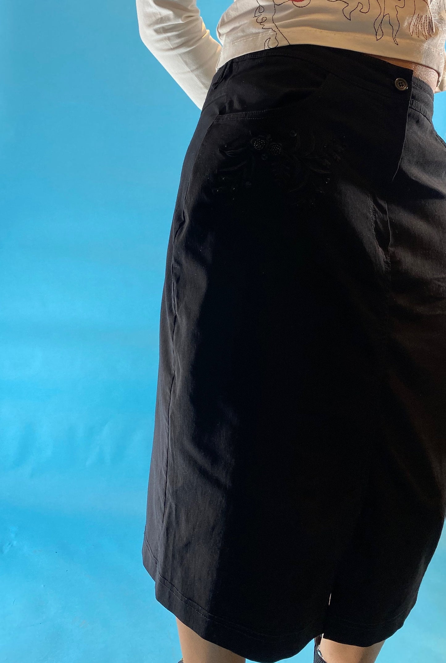 Vintage Y2K Black Midi Skirt.