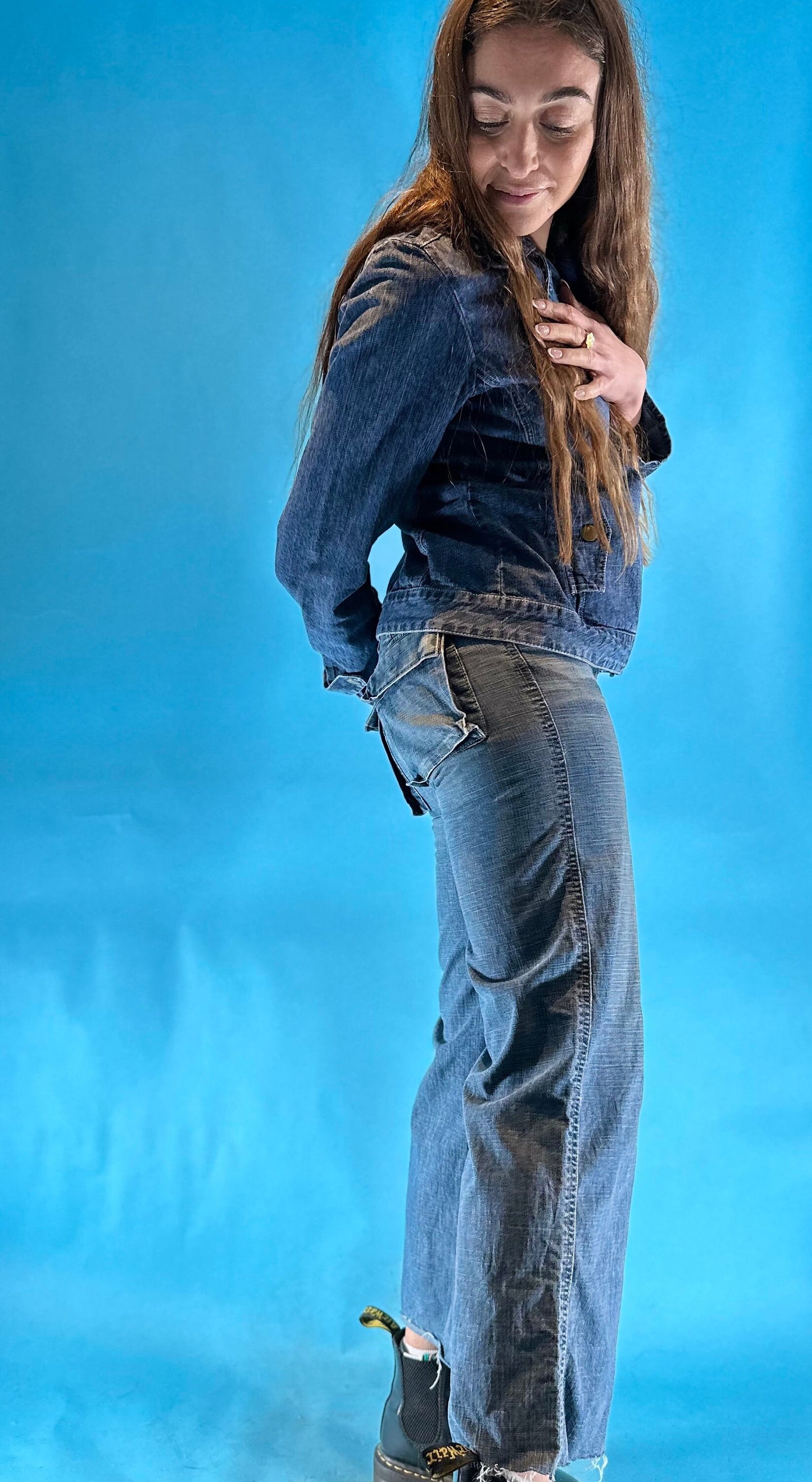 Vintage Y2K Boot Cut Flare Low Rise Washed Denim Jeans with Raw Edge Hem.
