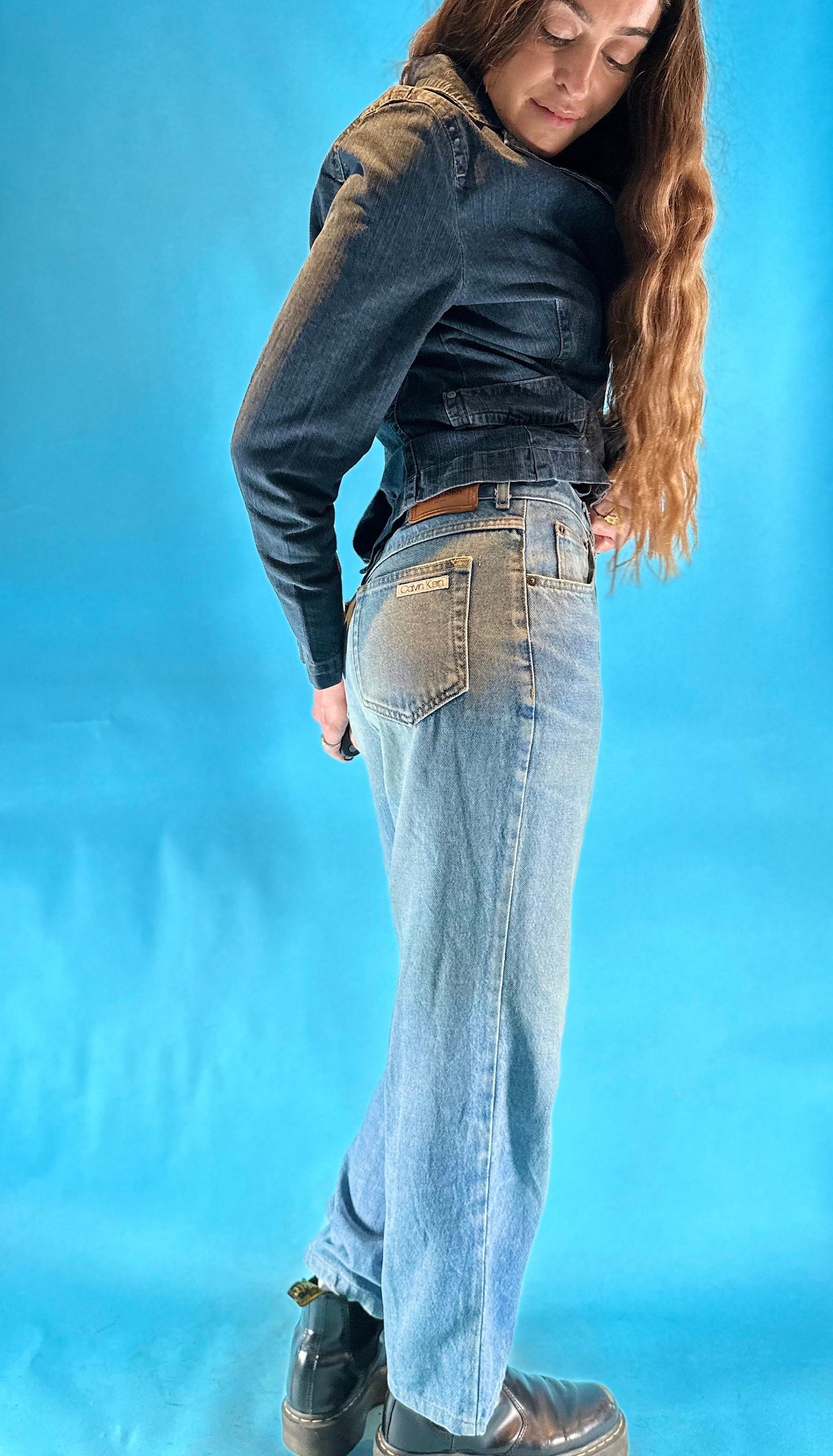 Vintage 1990s Y2K Calvin Klein Straight Leg Mid Rise Denim Jeans.