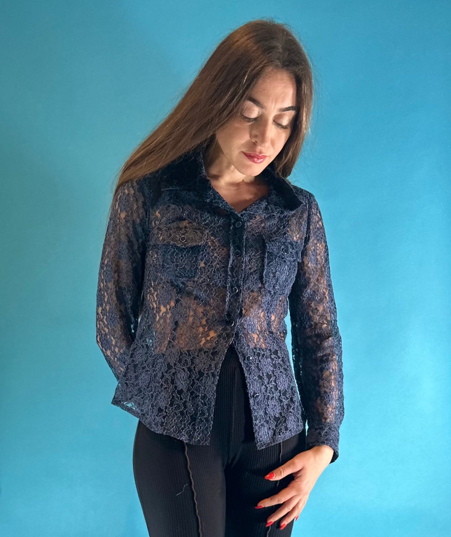 Vintage Y2K Navy Blue Floral Lace Button Down Pocket Long Sleeve Shirt.