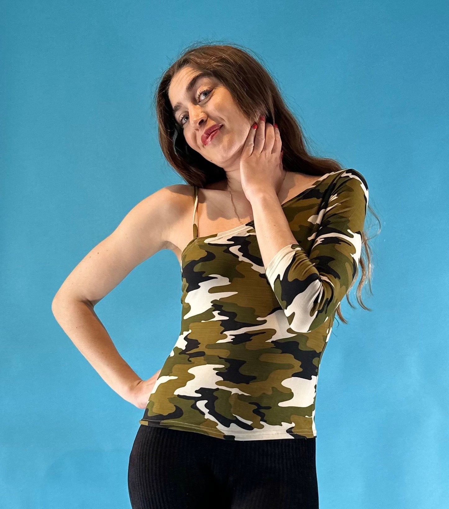 Vintage Y2K 2000s Asymmetric Army Camo Printed 3/4 Length Sleeve Top.