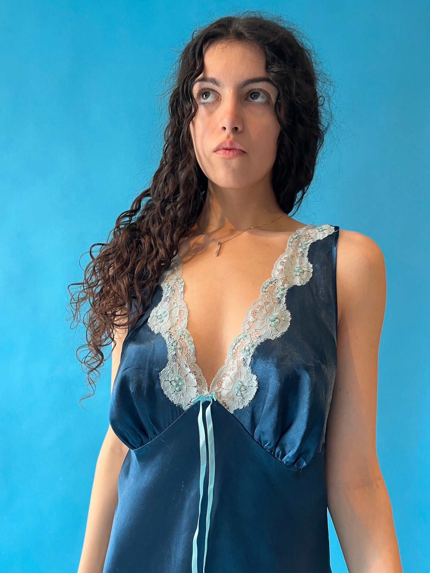Vintage 1970s Size L Lace Trimmed Nightgown in Blue Satin.
