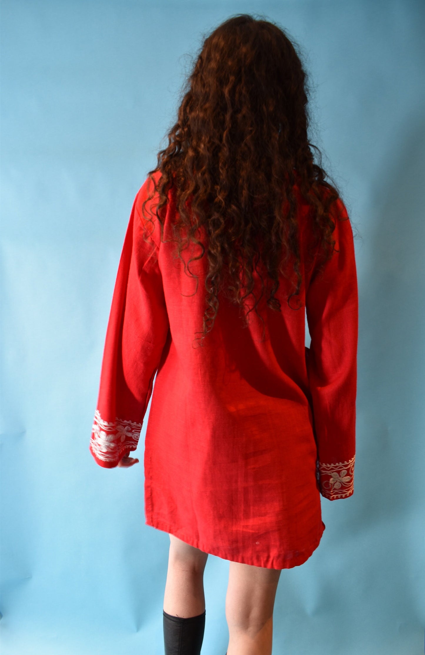 Vintage Size L Embroidered Long Sleeve Tunic Dress in Red.