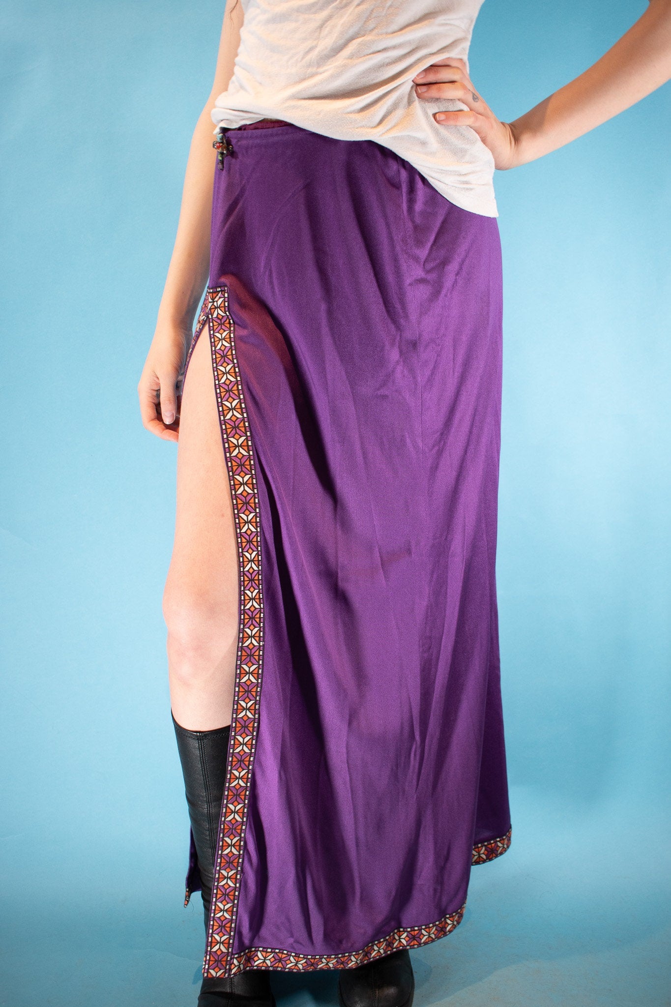 Vintage Y2K Size S 90s Satin Maxi Slit with Slit in Purple.