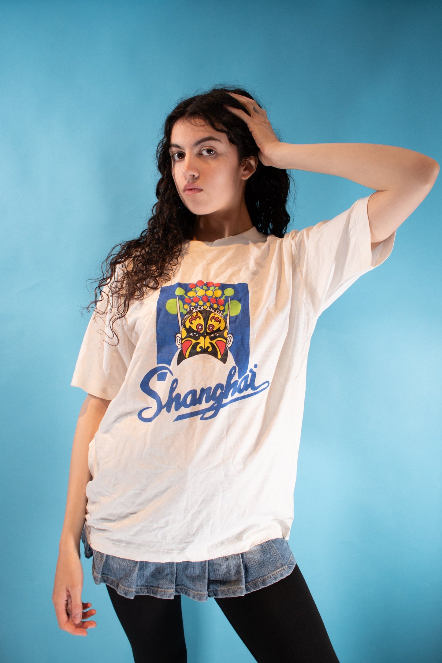 Vintage Y2K Size L Shanghai Graphic T-Shirt in White.