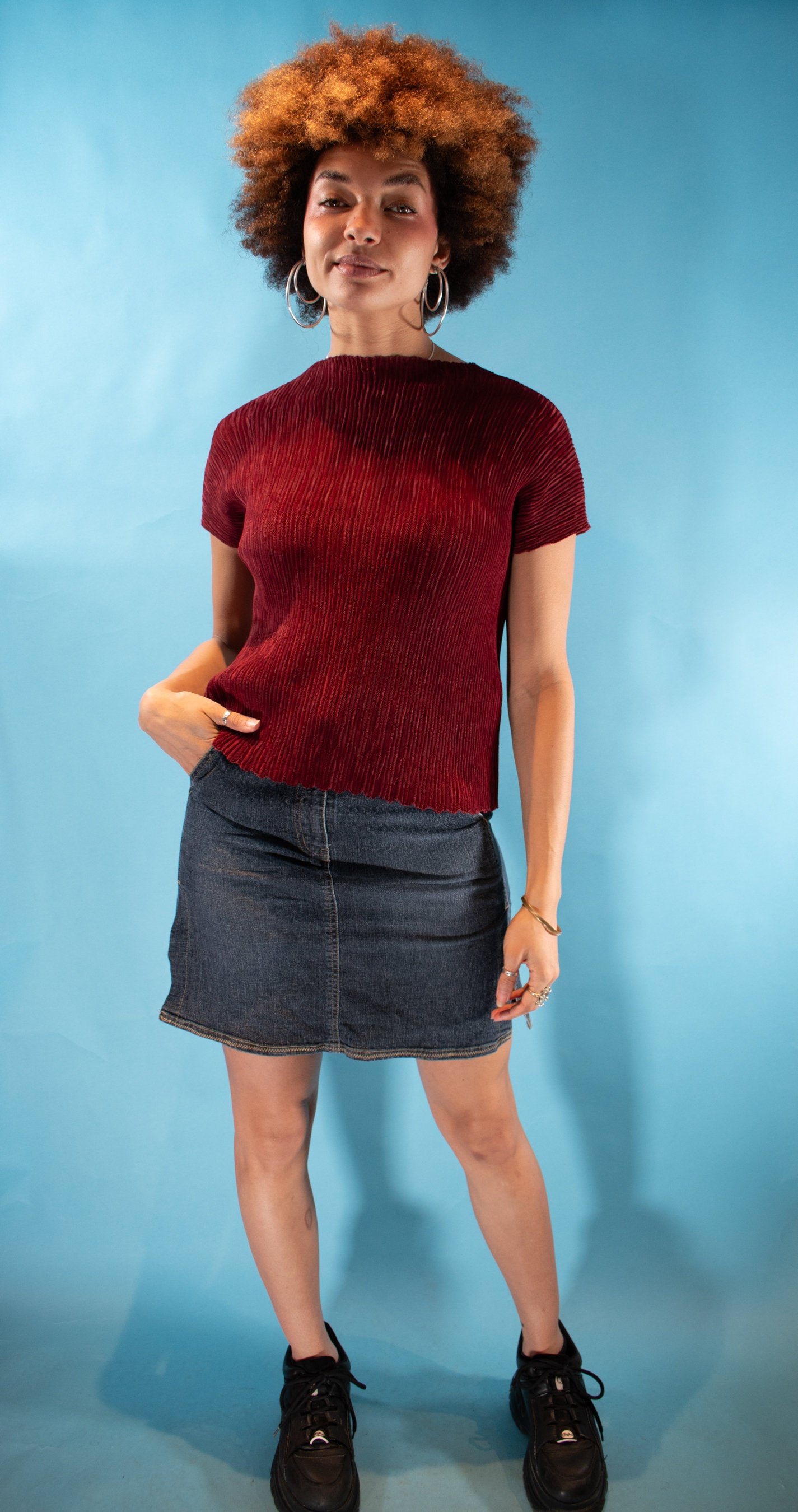 Vintage Y2K Free Size Crinkle Plisse Top in Burgundy.