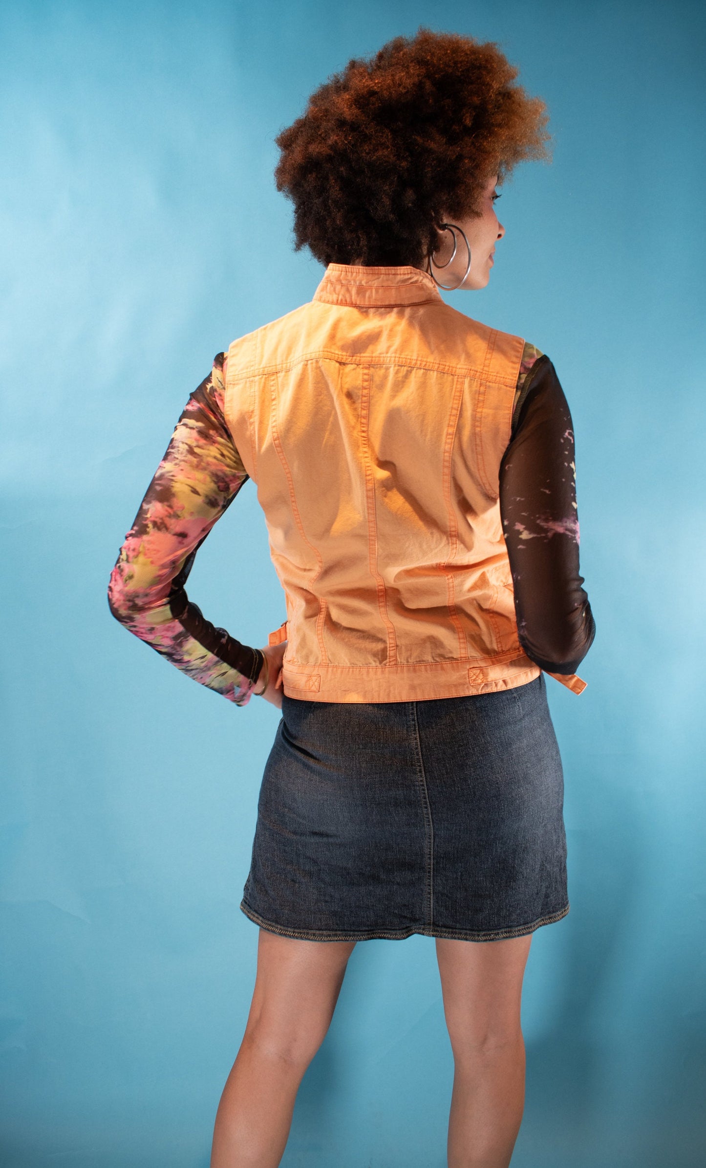Vintage Y2K M Cargo Style Waistcoat in Orange.