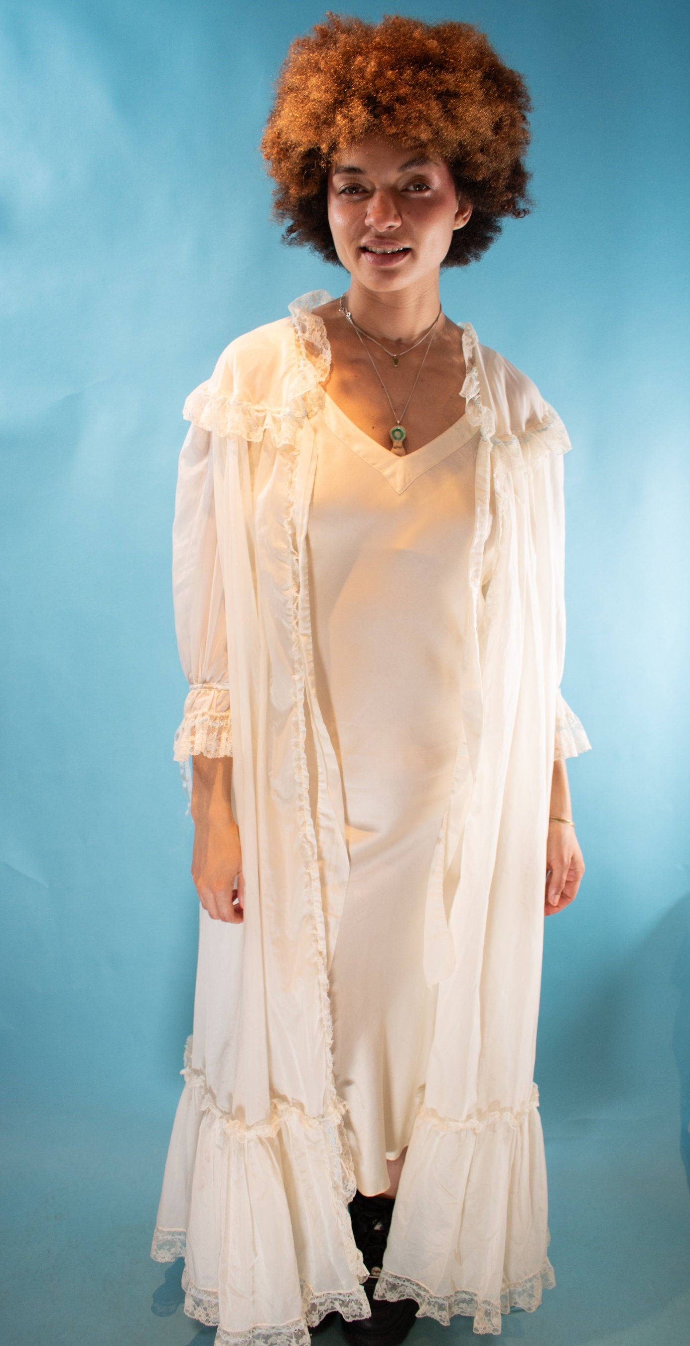 Vintage 1950s Free Size Sheer Lace Frilled Night Gown in Off White & Blue.