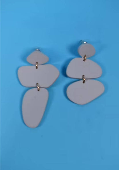 NWOT Asymmetric Acrylic Silver Grey Abstract Drop Earrings