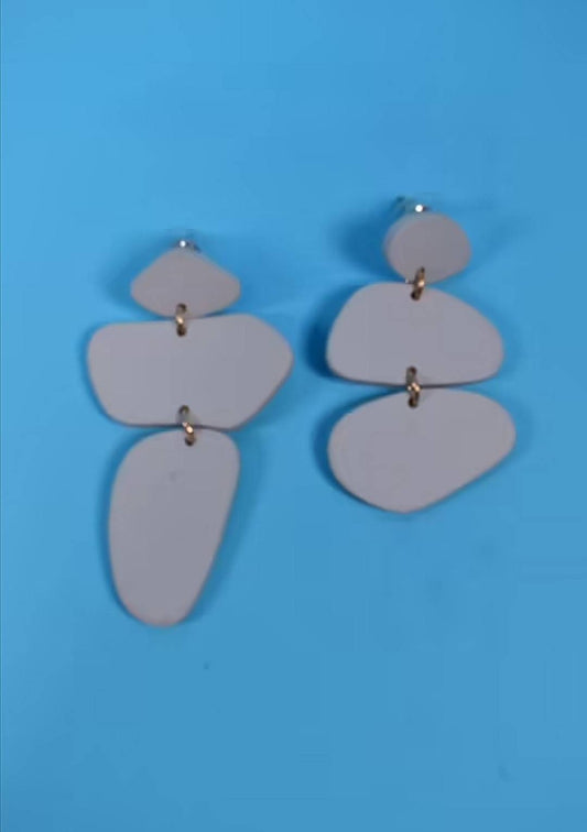 NWOT Asymmetric Acrylic Silver Grey Abstract Drop Earrings
