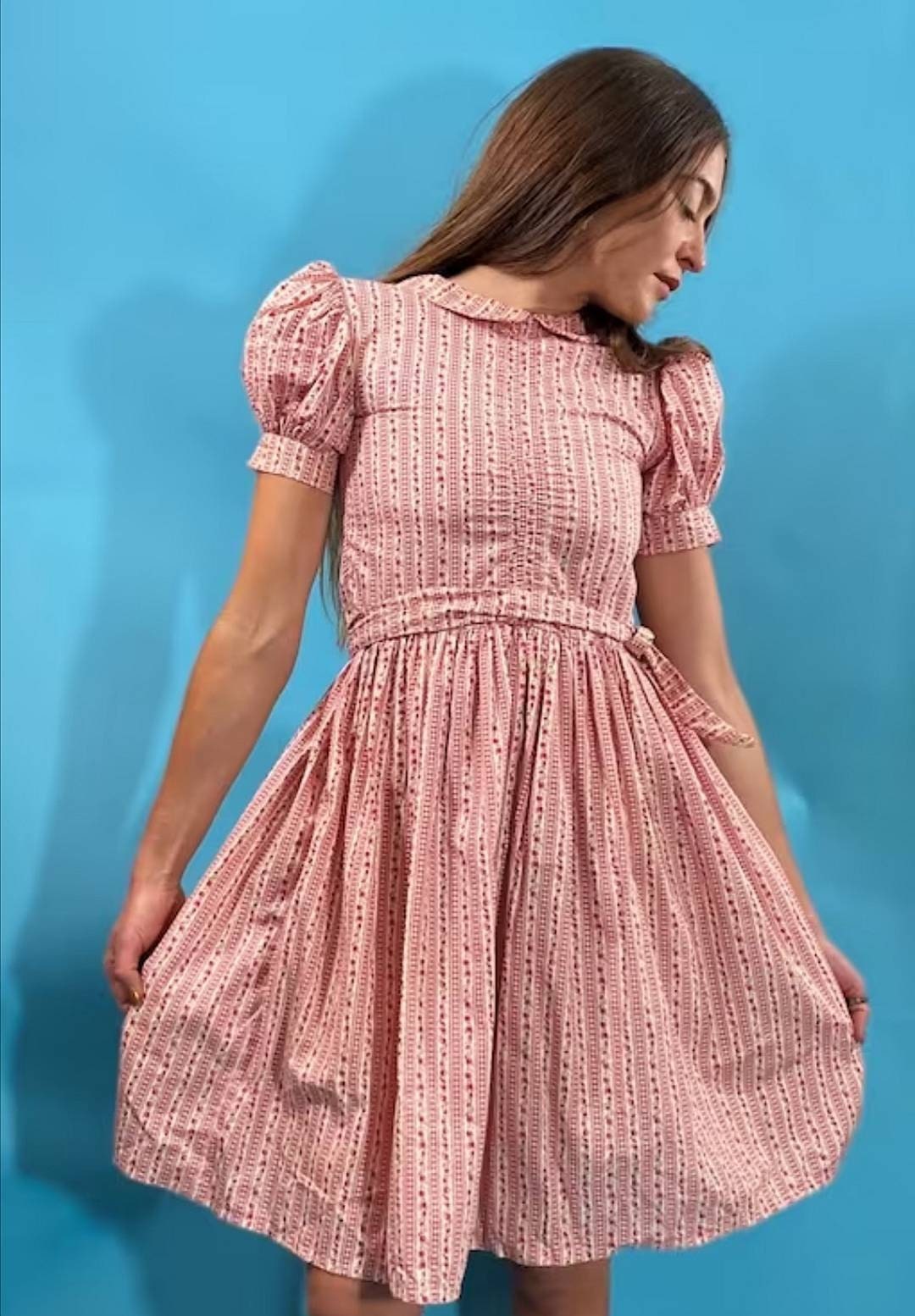 Vintage 1960s Mini Flower Ditsy Printed Mini Dress with Peterpan Collar and Puff Sleeves.