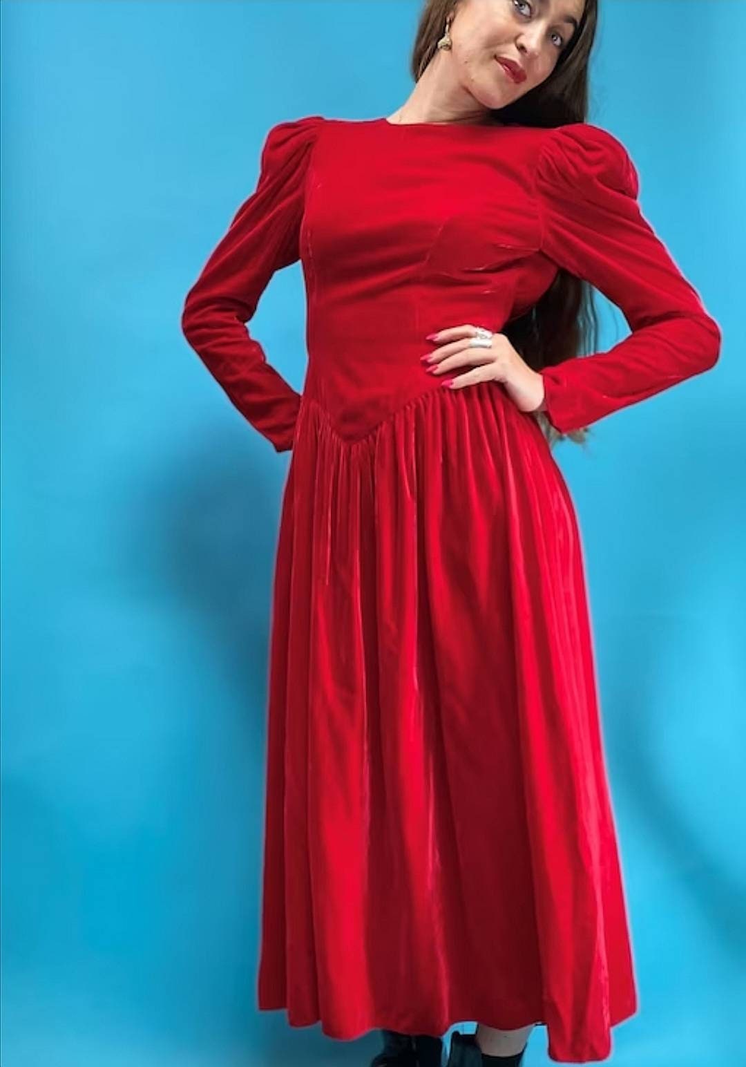 1980s Red Velvet Party Dress Gown Fitted Bust Bow V Back UK 6 8