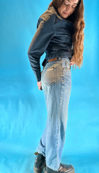 Vintage 1990s Y2K Calvin Klein Straight Leg Mid Rise Denim Jeans.