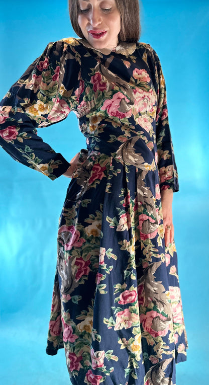 Vintage 1980s Blue Pink Baroque Floral Printed Full Sleeve Pleated Midi Dress with Lace Peter Pan Collar.