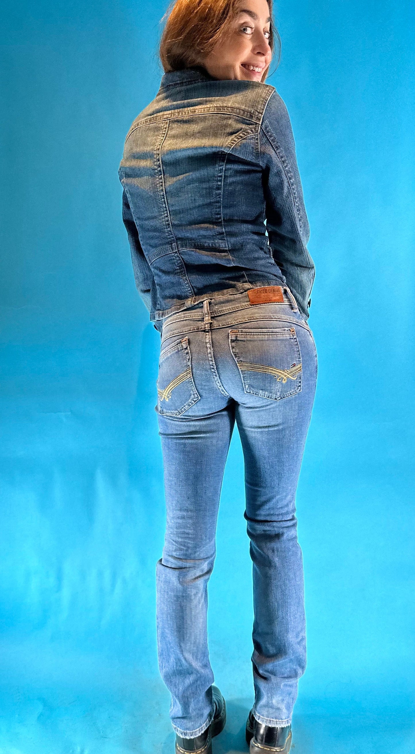 Vintage Y2K Slim Fit Low Rise Hilfiger Washed Denim Jeans.