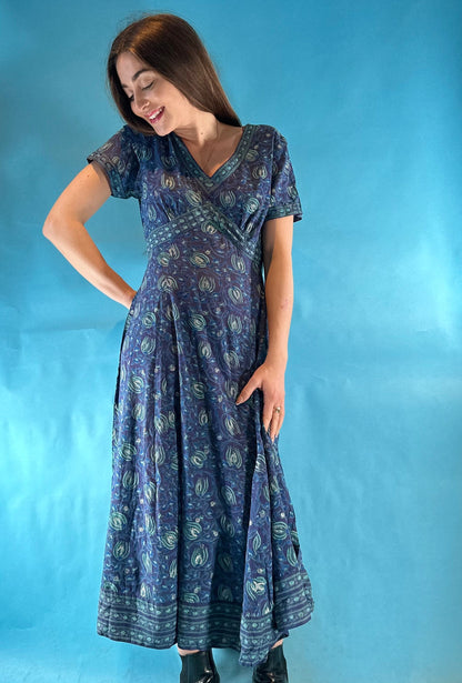 Vintage 1970s Blue Green Block Printed V Neck Short Sleeved Midi/Maxi Folk Dress with Tie Back.