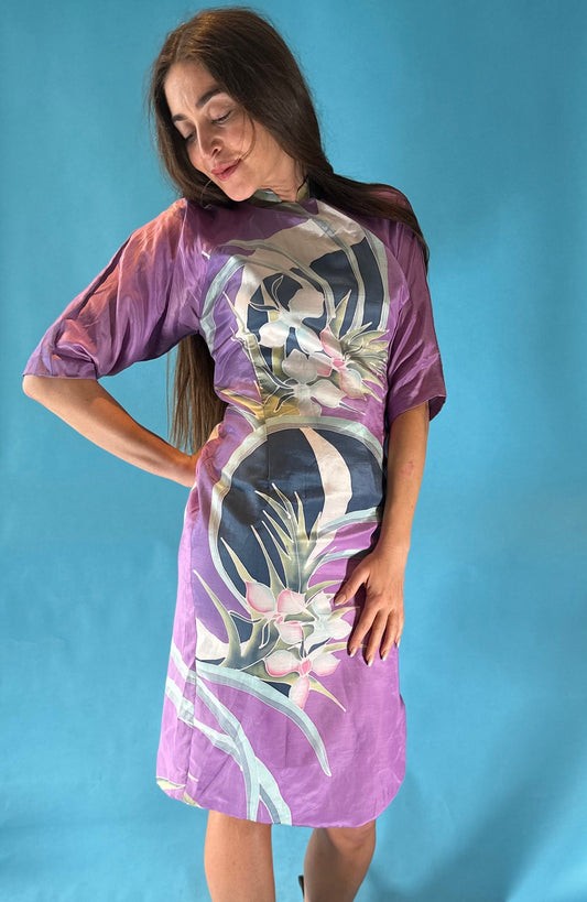 Vintage 1990s Purple Oriental Floral Printed Silky Knee Length Dress.