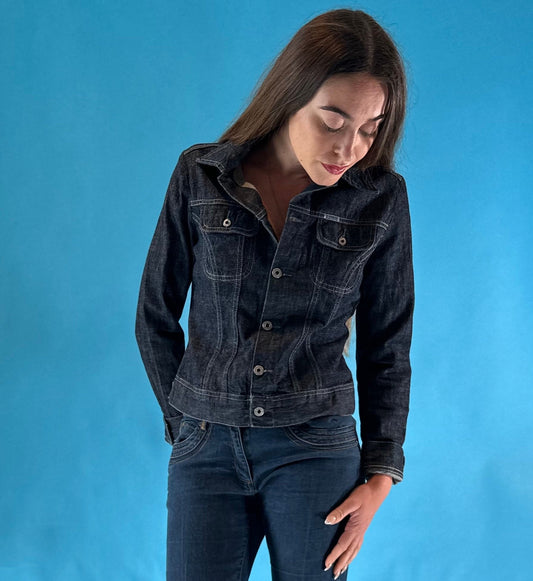 Vintage Diesel Y2K 2000s Dark Blue Cropped Denim Jean Jacket.