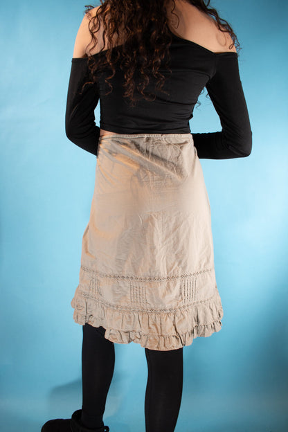 Vintage 1990s Size M Benneton Frilled Cargo Skirt in Khaki.