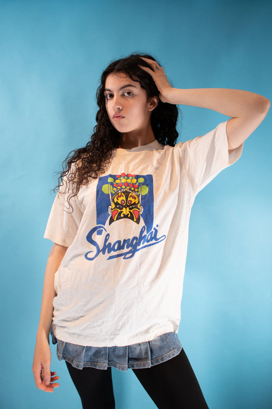 Vintage Y2K Size L Shanghai Graphic T-Shirt in White.