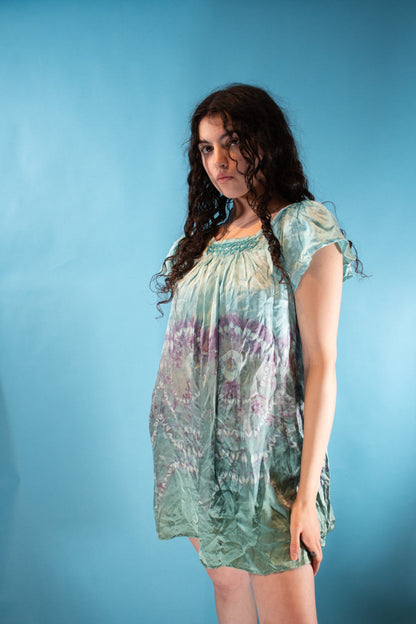 Vintage Y2K Size S/M Satin Baby Doll Mini Dress in Blue & Purple.