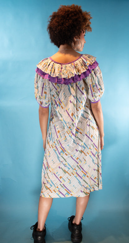 Vintage 1980s Size M Midi Dress in Geometric White and Purple.