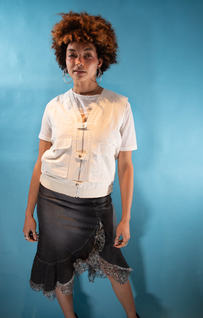 Vintage Y2K Size M Cargo Waistcoat in White.