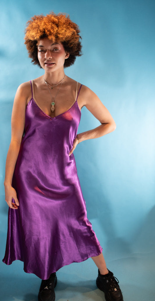 Vintage Y2K L/XL Satin Maxi Slip Dress in Purple.