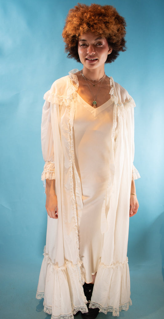 Vintage 1950s Free Size Sheer Lace Frilled Night Gown in Off White & Blue.