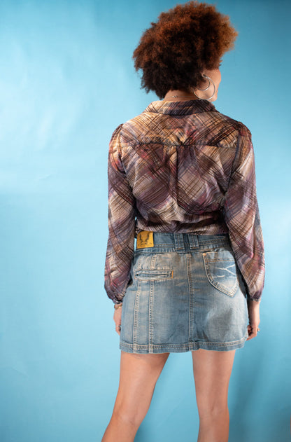 Vintage Y2K M/L Embroidered Denim Mini Skirt in Light Wash Blue.