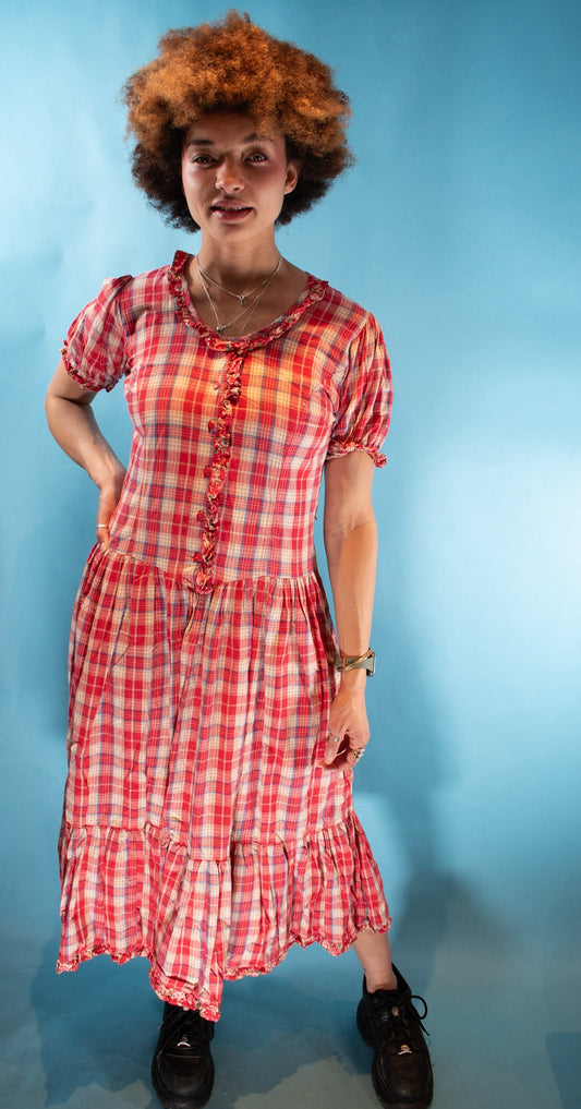 Vintage 1970s Style Size M/L Checked Midi Tea Dress in Red.